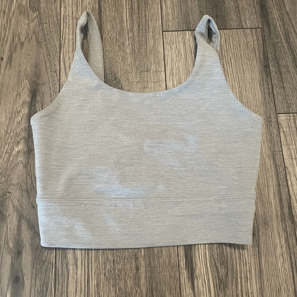 Nikes sports bras xs for both - Picture 3 of 5